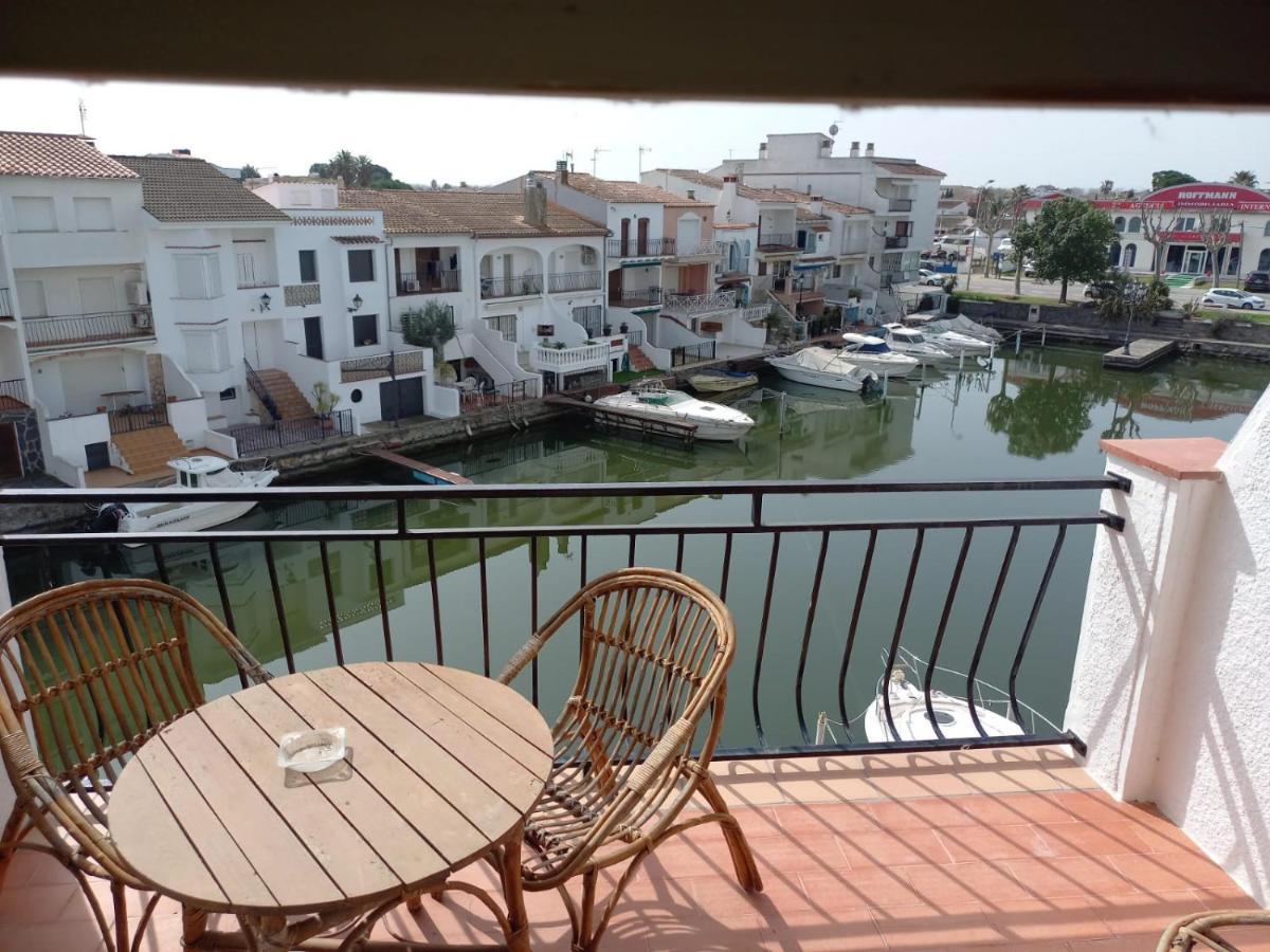 Apartamento Estudi Amb Vistes Al Canal Ampuriabrava Exterior foto